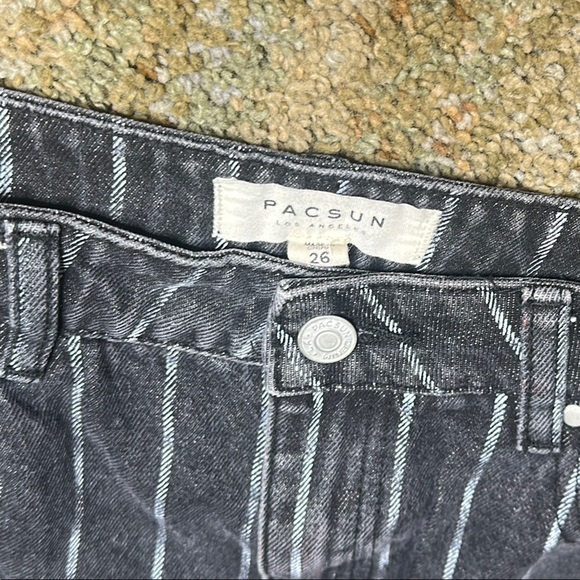 Pacsun Junior's Size 26 or 3 Pacsun Black Denim with White Strips GUC - Picture 6 of 8